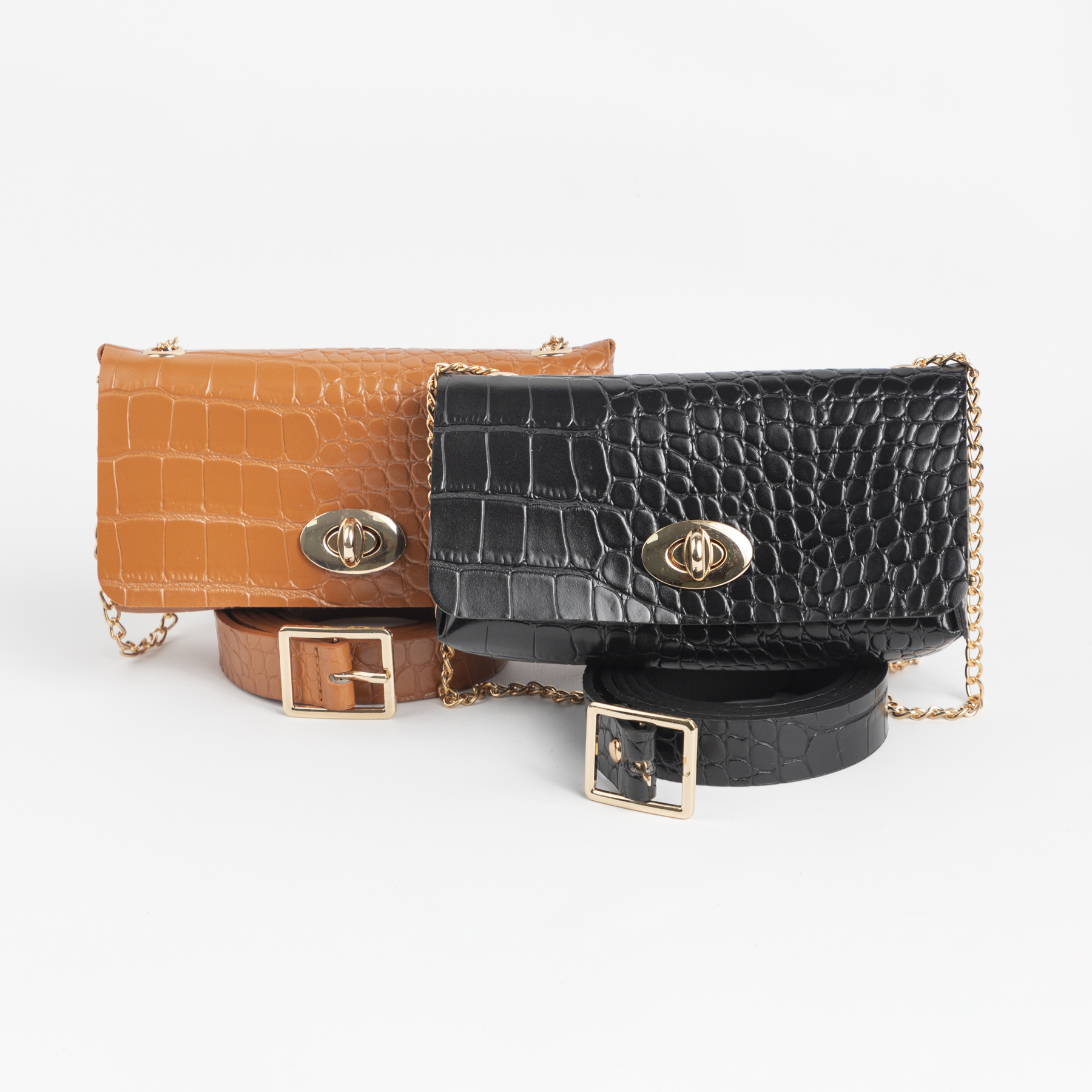 CINTO CON CARTERA ESTILO RIÑONERA PEQUEÑA