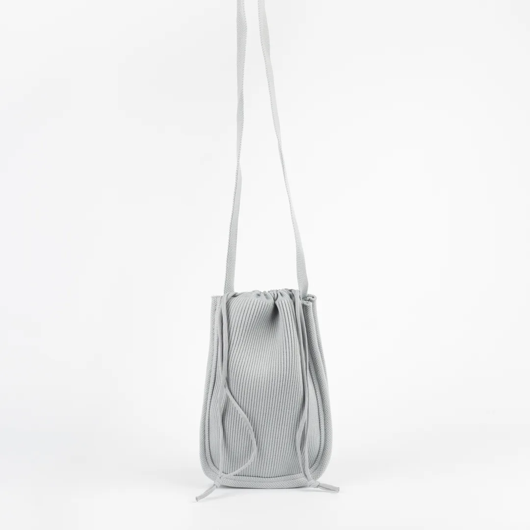 CARTERA TEJIDA